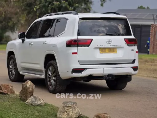 Picture of Toyota Land Cruiser 2022