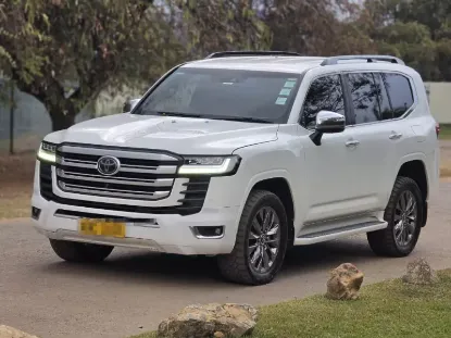 Picture of Toyota Land Cruiser 2022