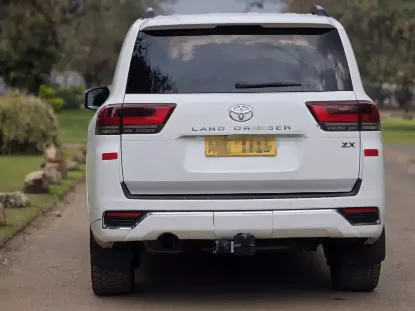 Picture of Toyota Land Cruiser 2022