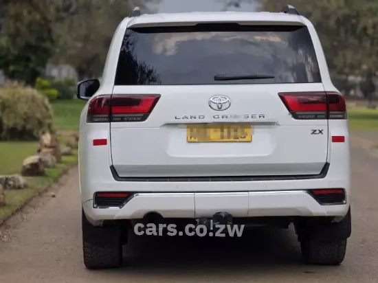 Picture of Toyota Land Cruiser 2022
