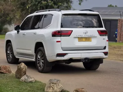 Picture of Toyota Land Cruiser 2022