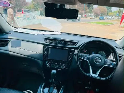 Picture of Nissan X-Trail 2018