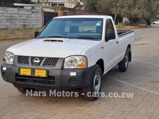 Picture of Nissan NP300 2019