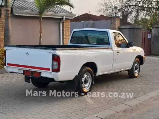 Picture of Nissan NP300 2019