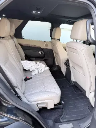Picture of Land Rover Discovery 2020