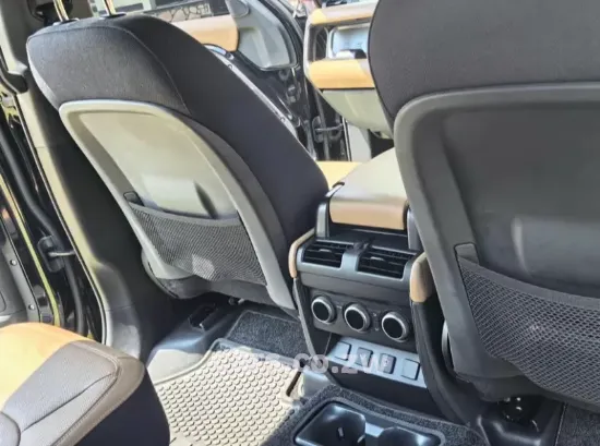 Picture of Land Rover Defender 2025