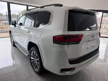 Picture of Toyota Land Cruiser 2024