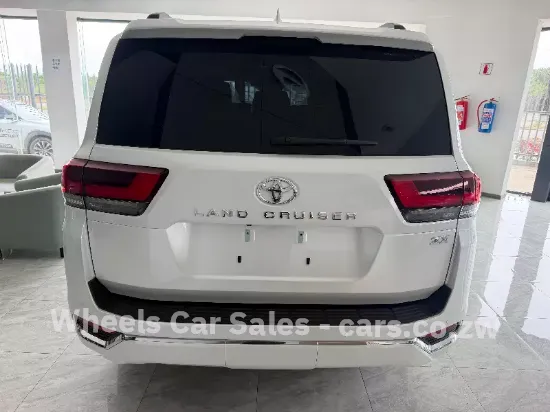 Picture of Toyota Land Cruiser 2024