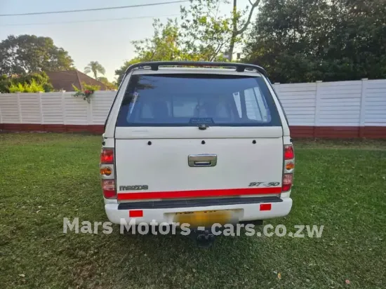 Picture of Mazda BT-50 2012