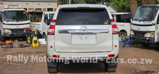 Picture of Toyota Prado 2016