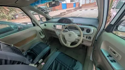 Picture of Toyota porte 2015