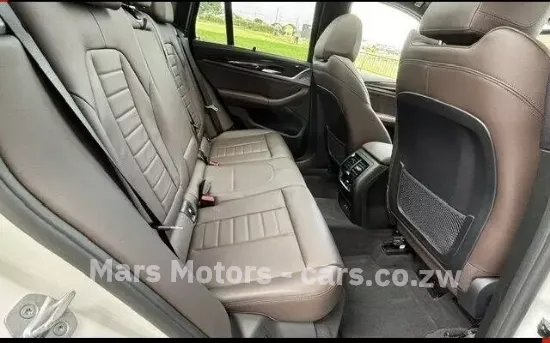 Picture of BMW X3 2023