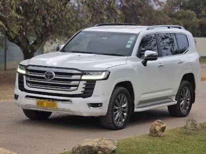 Picture of Toyota Land Cruiser 2022