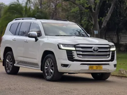 Picture of Toyota Land Cruiser 2022