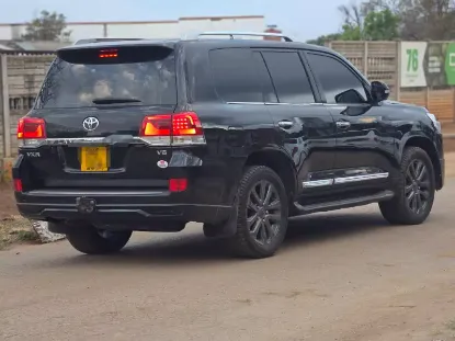 Picture of Toyota Land Cruiser 2018