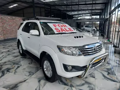 Picture of Toyota Fortuner 2011