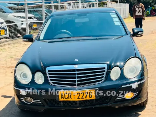 Picture of Mercedes Benz E-Class 2009