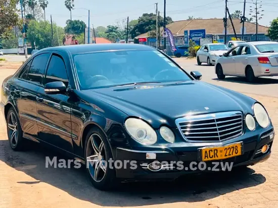 Picture of Mercedes Benz E-Class 2009