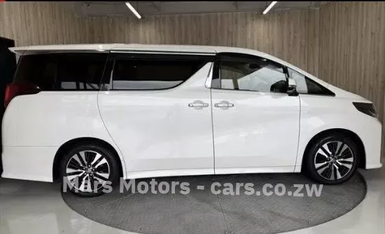 Picture of Toyota Alphard 2022