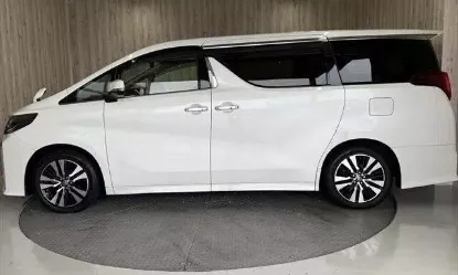 Picture of Toyota Alphard 2022