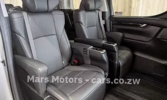 Picture of Toyota Alphard 2022