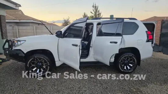 Picture of Toyota Land Cruiser 2018