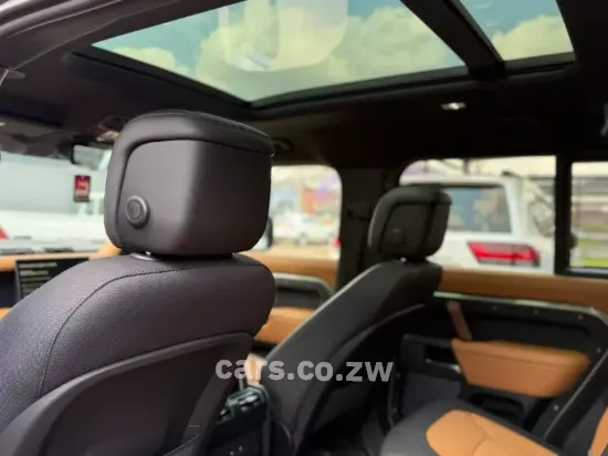 Picture of Land Rover Defender 2023