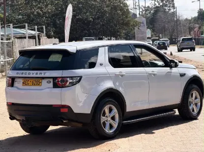 Picture of Land Rover Discovery 2017