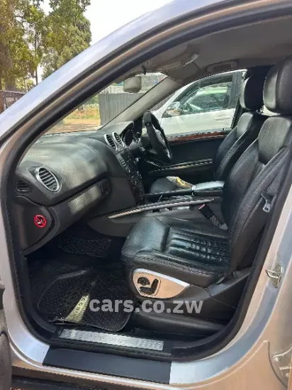 Picture of Mercedes Benz ML-Class 2007