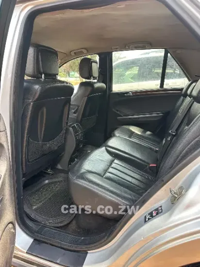 Picture of Mercedes Benz ML-Class 2007
