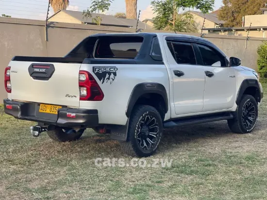 Picture of Toyota Hilux 2021