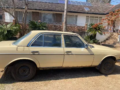 Picture of Mercedes Benz 240D 1981