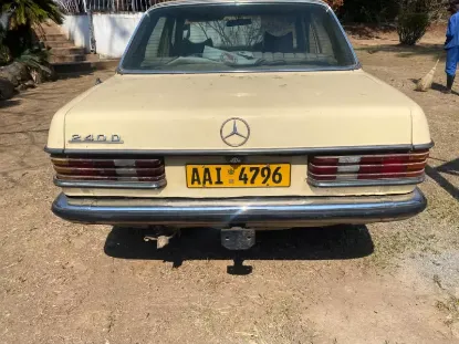 Picture of Mercedes Benz 240D 1981