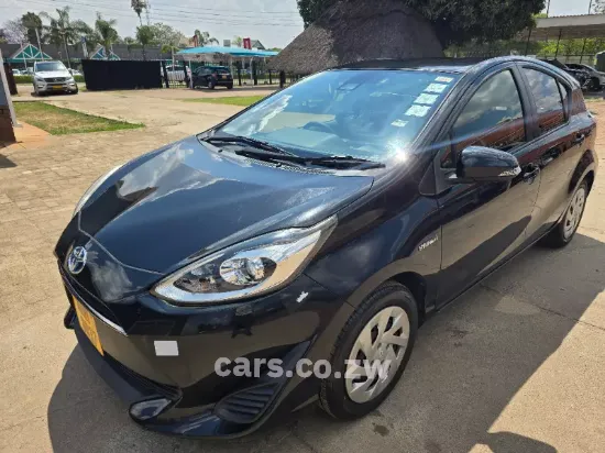 Picture of Toyota Aqua 2017