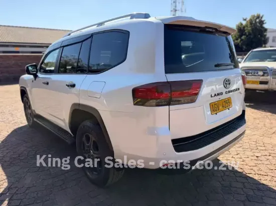 Picture of Toyota Land Cruiser 2023