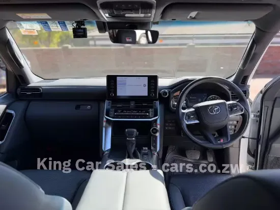Picture of Toyota Land Cruiser 2023