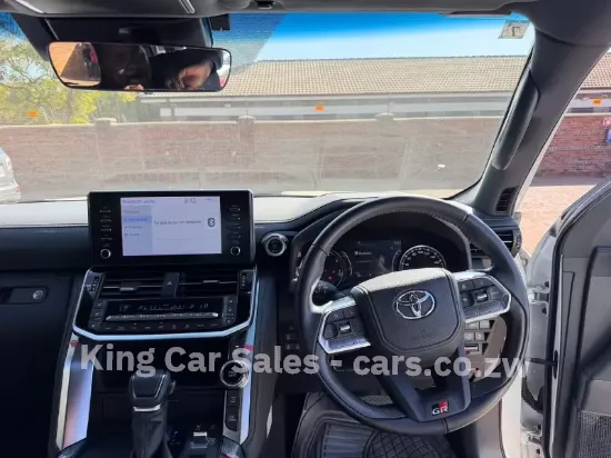 Picture of Toyota Land Cruiser 2023