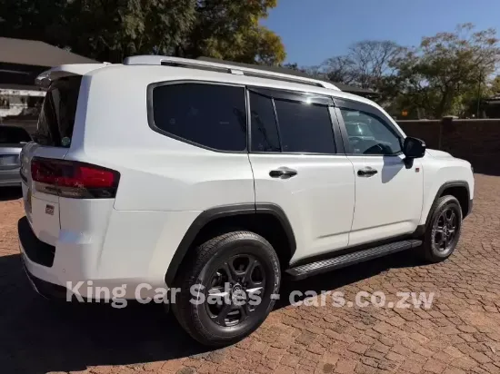Picture of Toyota Land Cruiser 2023