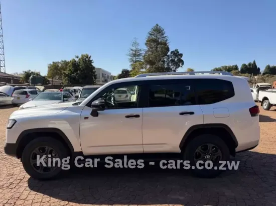 Picture of Toyota Land Cruiser 2023