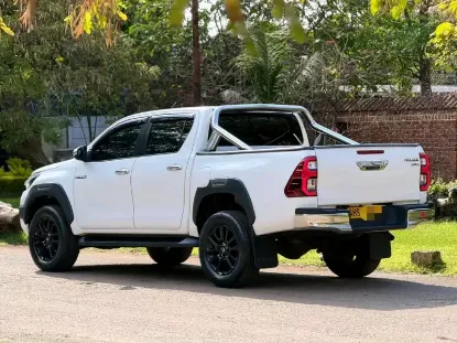 Picture of Toyota Hilux 2018