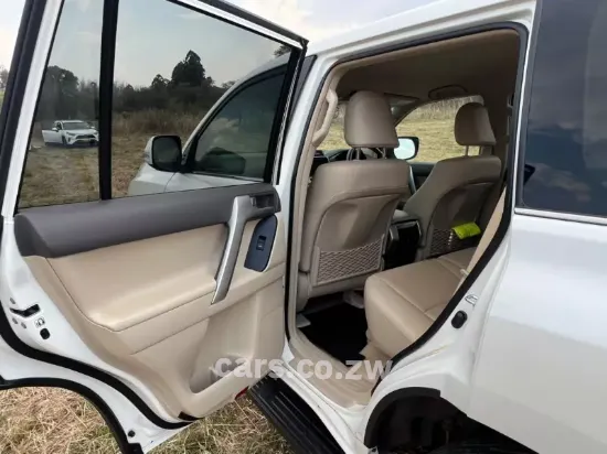 Picture of Toyota Prado 2021