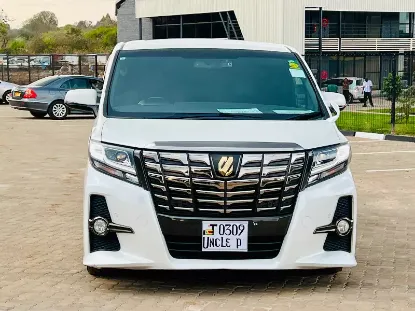 Picture of Toyota Alphard 2017