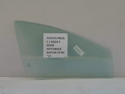 Picture of Doorglass Toyota Prius C / AQUA