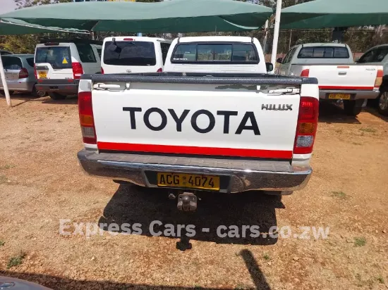 Picture of Toyota Hilux 2011