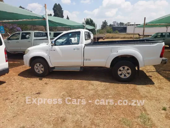 Picture of Toyota Hilux 2011