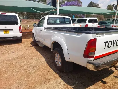Picture of Toyota Hilux 2011