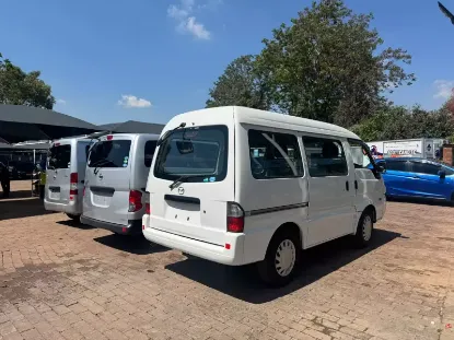 Picture of Mazda Bongo 2017