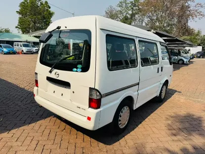 Picture of Mazda Bongo 2017