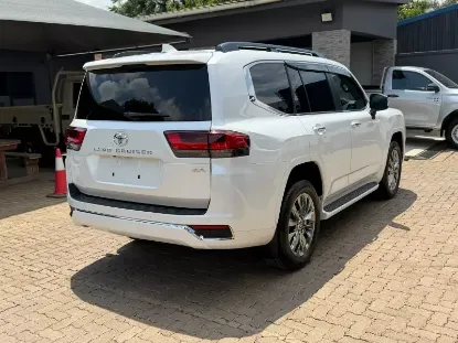 Picture of Toyota Land Cruiser 2025