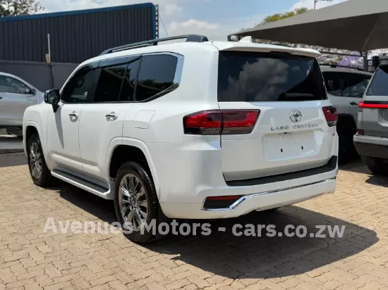 Picture of Toyota Land Cruiser 2025